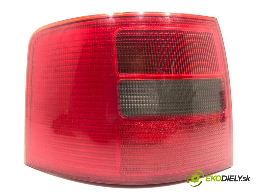AUDI A6 C5 sedan 1999 121 kW 2.4 quattro 2393 Svetlo ľavy zad 4B9945095D