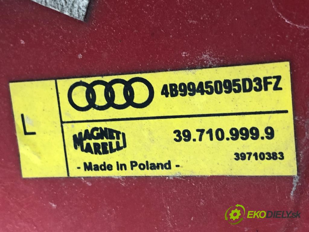 AUDI A6 C5 sedan 1999 121 kW 2.4 quattro 2393 Svetlo ľavy zad 4B9945095D