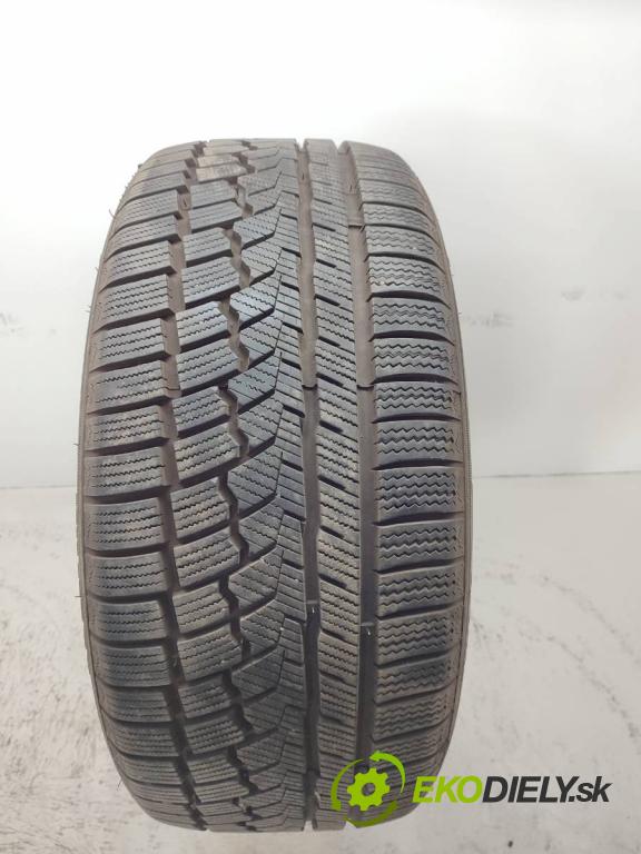 --- ---      PNEUMATIKY: zima 1X 235/45 17