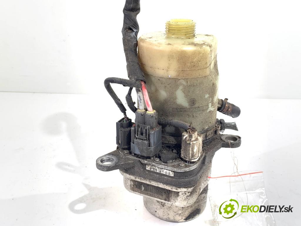 FORD KUGA I SUV 2008 100 kW 2.0 TDCi 1997 pumpa servočerpadlo 4M513K514CA (Servočerpadlo)