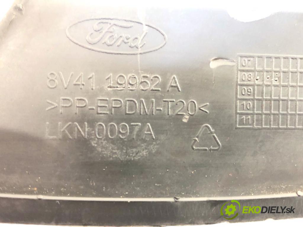 FORD KUGA I SUV 2008 100 kW 2.0 TDCi 1997 Mriežky nárazníka pravy predný 8V4119952A