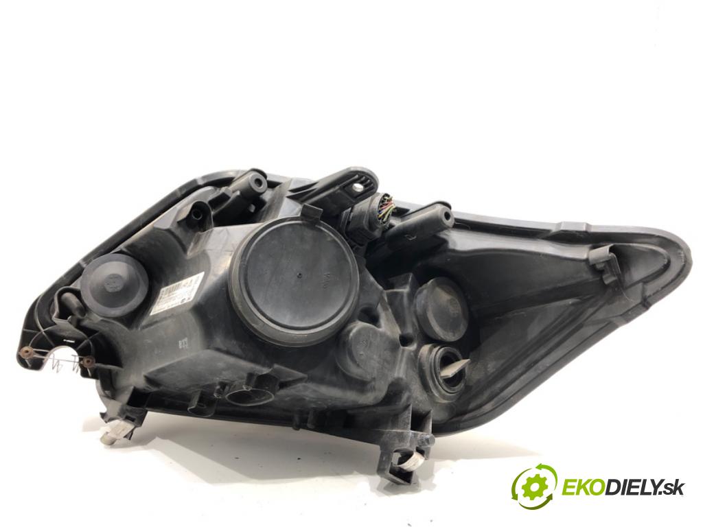 FORD KUGA I SUV 2008 100 kW 2.0 TDCi 1997 Svetlomet pravy predný 8V41-13W029-AC