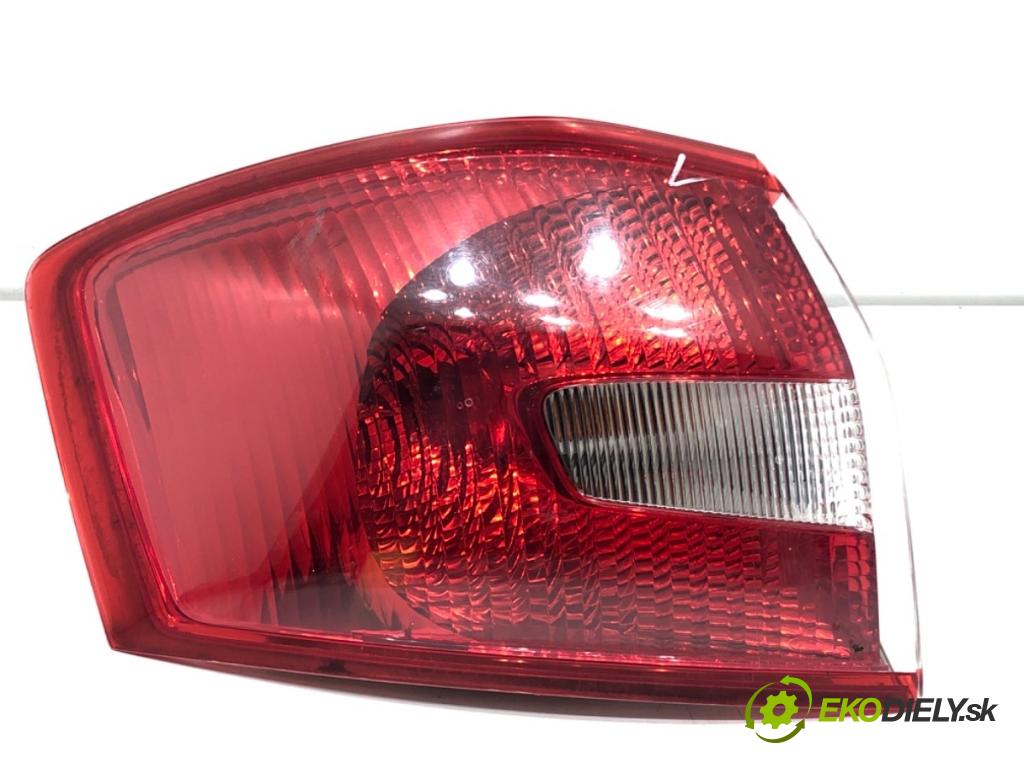 FORD KUGA I SUV 2008 100 kW 2.0 TDCi 1997 Svetlo ľavy zad 