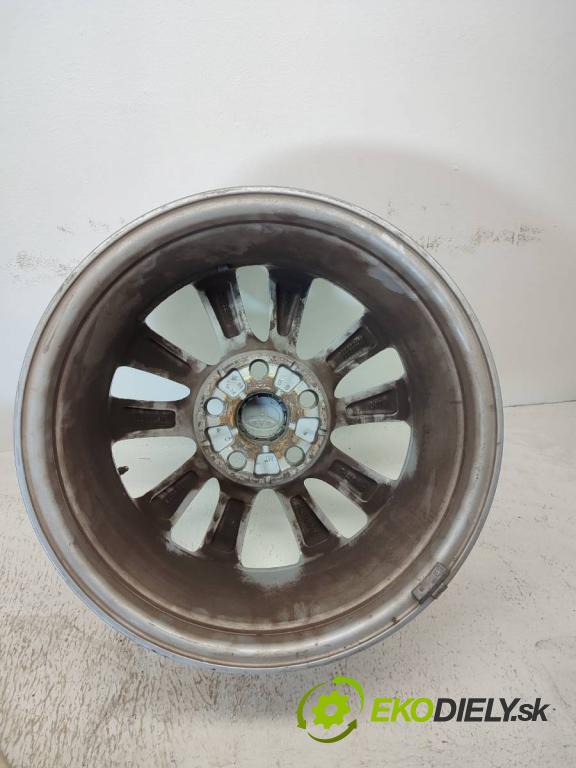 TOYOTA AURIS II Kombi 97 kW 1.6 (ZRE185_) 1598 disk 16 7J ET40 5X114,3 60,1