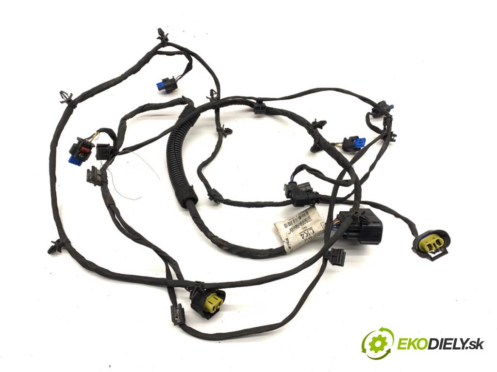 OPEL ASTRA K liftback 2019 110 kW 1.4 Turbo (68) 1399 Káblovačka PDC predný 39150203