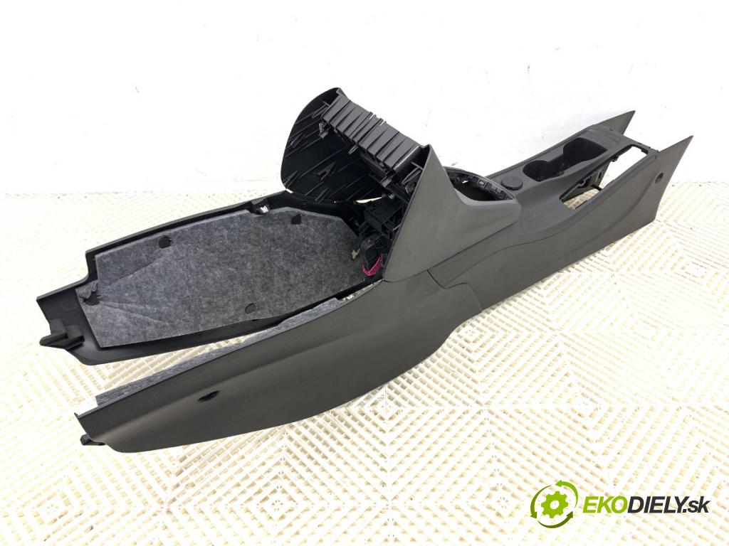 OPEL ASTRA K liftback 2019 110 kW 1.4 Turbo (68) 1399 Tunel středový 39124502 (Středový tunel)