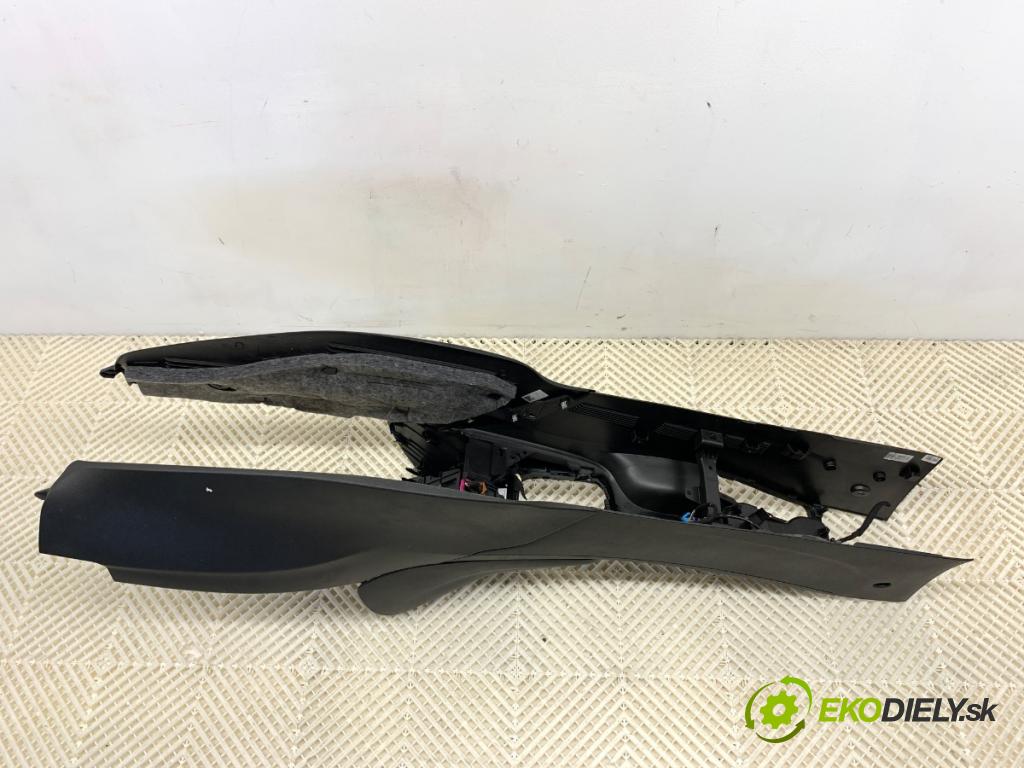 OPEL ASTRA K liftback 2019 110 kW 1.4 Turbo (68) 1399 Tunel středový 39124502 (Středový tunel)