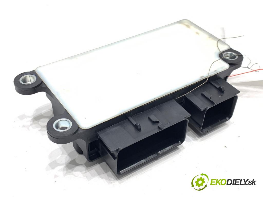 OPEL ASTRA K liftback 2019 110 kW 1.4 Turbo (68) 1399 senzor airbag 13529756 (Snímač)