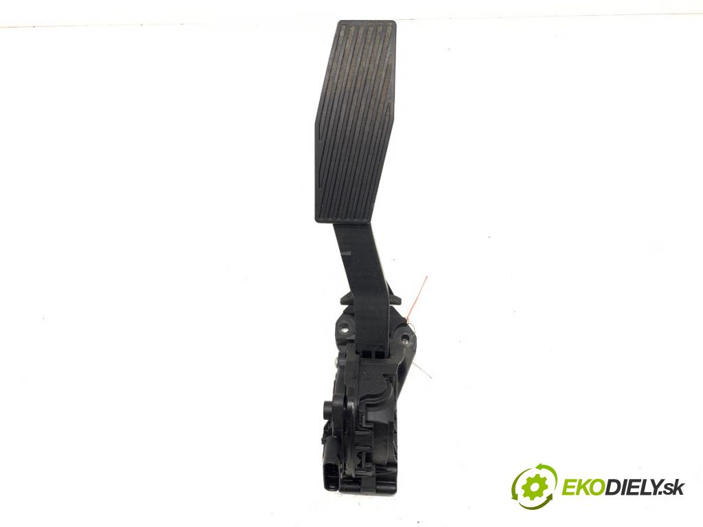 OPEL ASTRA K liftback 2019 110 kW 1.4 Turbo (68) 1399 Potenciometer plynu 13466235 (Potenciometer plynového pedálu)