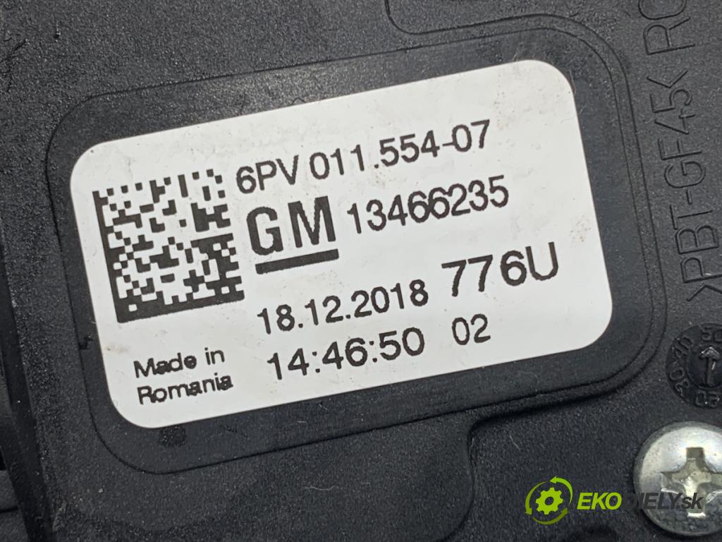 OPEL ASTRA K liftback 2019 110 kW 1.4 Turbo (68) 1399 Potenciometer plynu 13466235 (Potenciometer plynového pedálu)