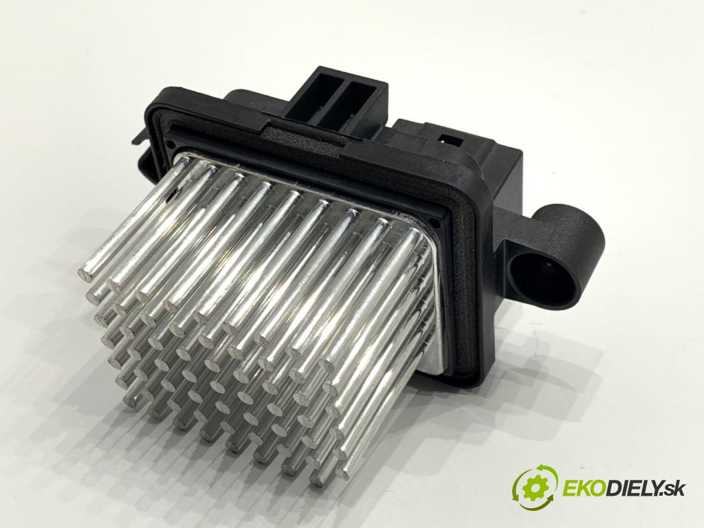 OPEL ASTRA K liftback 2019 110 kW 1.4 Turbo (68) 1399 Odpor, rezistor kúrenia vzduchu 13506209 (Odpor (rezistor) kúrenia)