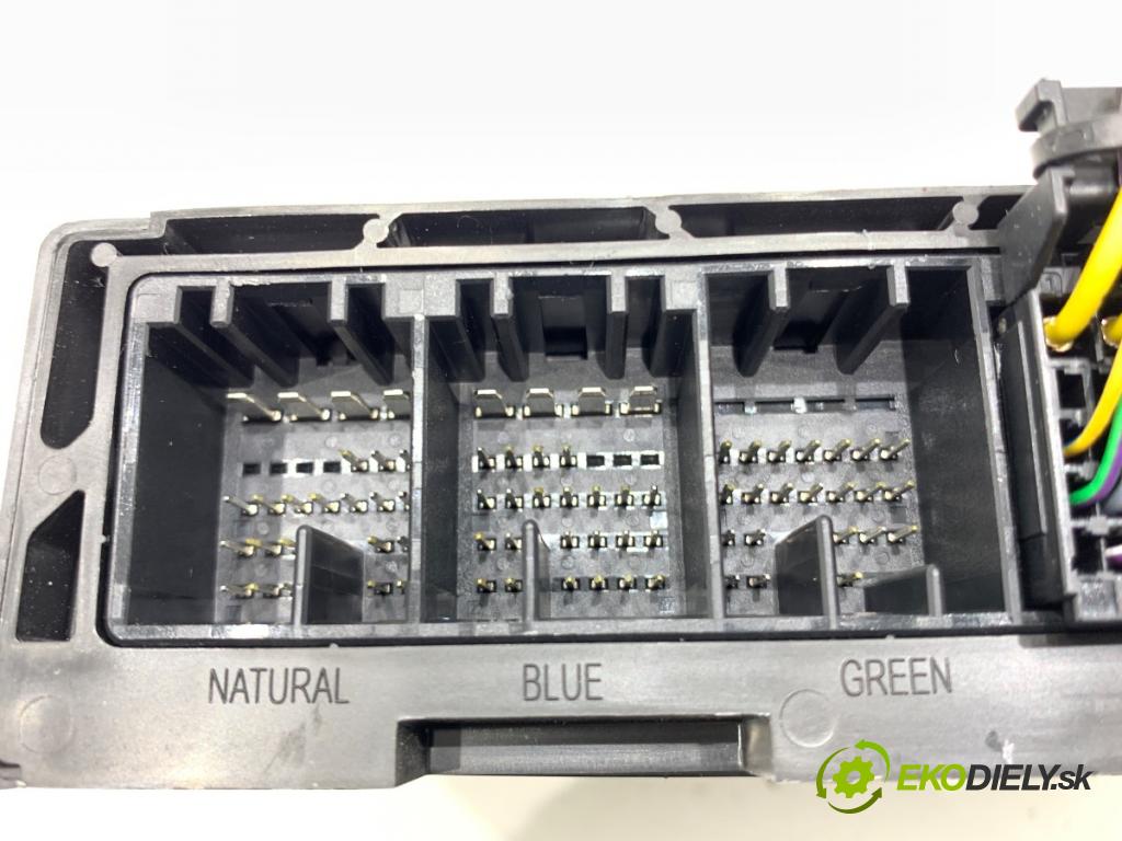 OPEL ASTRA K liftback 2019 110 kW 1.4 Turbo (68) 1399 Modul komfortu 13526398 (Modul komfortu)