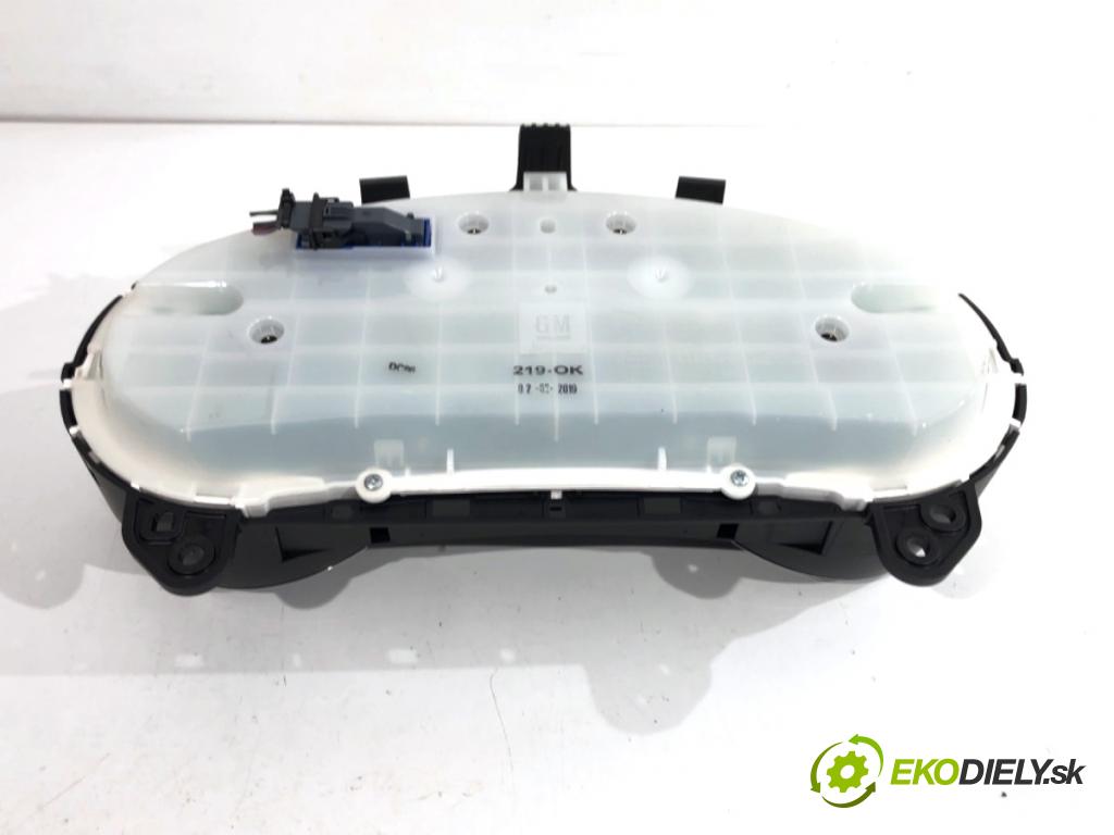 OPEL ASTRA K liftback 2019 110 kW 1.4 Turbo (68) 1399 Prístrojovka 39187106 (Prístrojová doska)