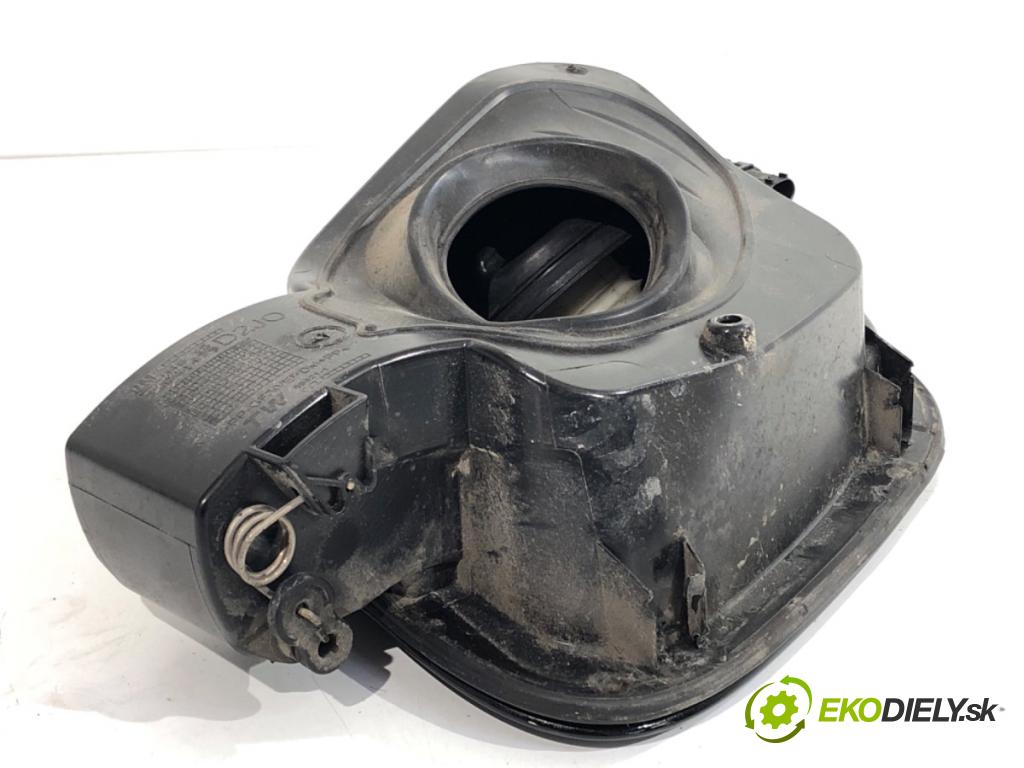 OPEL ASTRA K liftback 2019 110 kW 1.4 Turbo (68) 1399 Dvierka nádrže paliva 39061479 (Kľučka dverí ostatné)