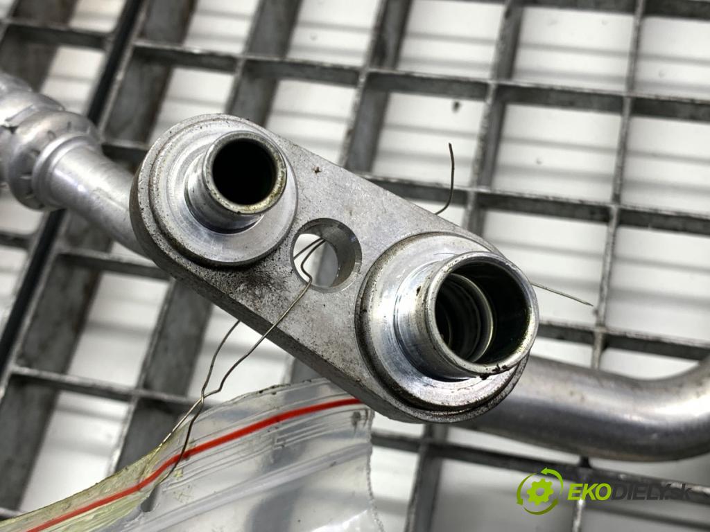 OPEL ASTRA K liftback 2019 110 kW 1.4 Turbo (68) 1399 rúrka klimatizácie 39074955 (Rúrka klimatizácie)