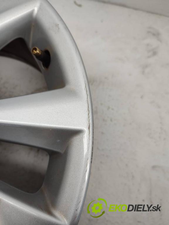 TOYOTA AURIS II Kombi  97 kW 1.6 (ZRE185_) 1598 disk 16 7J ET40 5X114,3 60,1