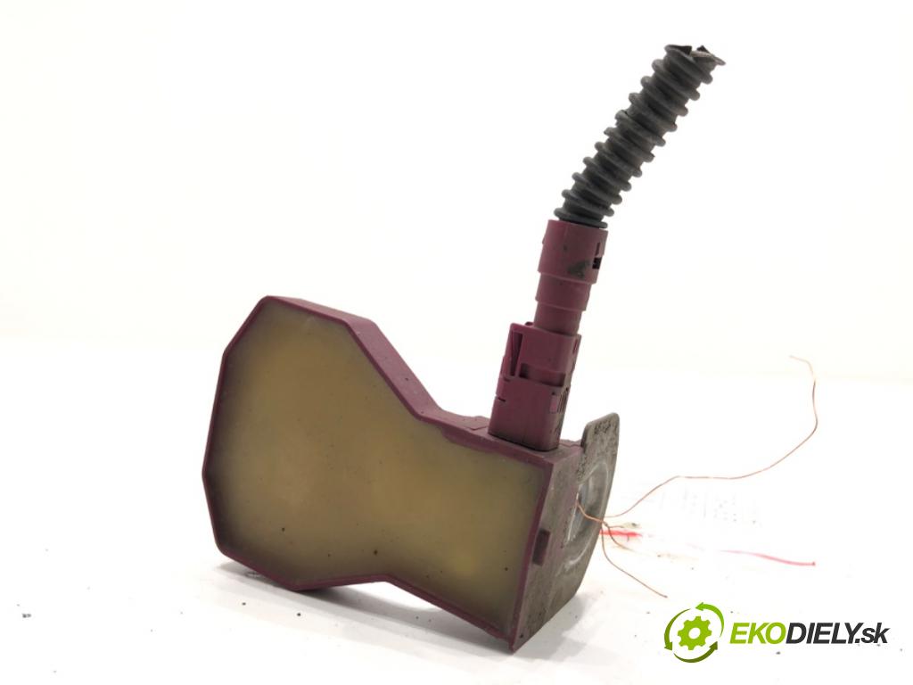 AUDI A5 F5 coupe 2017 140 kW 2.0 TDI 1968 Zosilňovač Antenní: 4M0035507 (Zosilňovač)