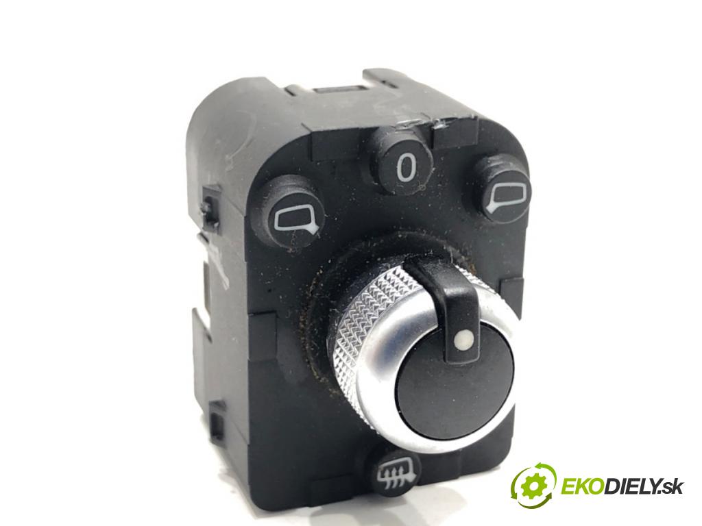 AUDI A5 F5 coupe 2017 140 kW 2.0 TDI 1968 Prepínač nastavenia spätných zrkadiel 4M0959565H (Prepínacie páčky pod volantom)