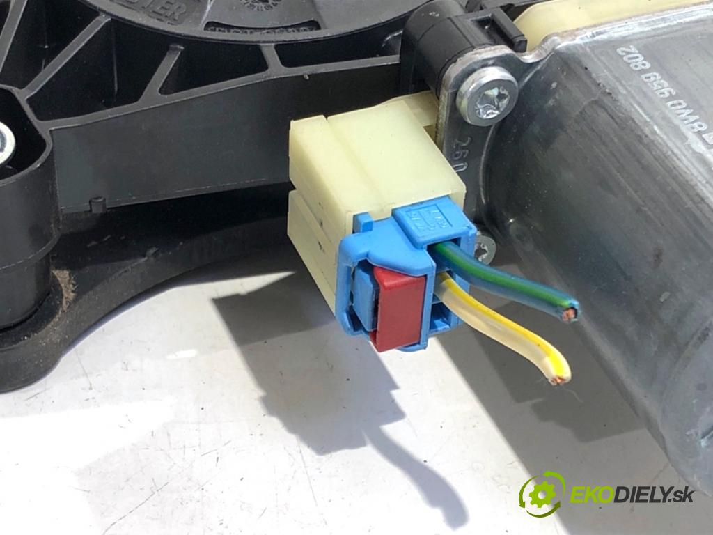 AUDI A5 F5 coupe 2017 140 kW 2.0 TDI 1968 Mechanizmus okna ľavy predný 8W8837461A