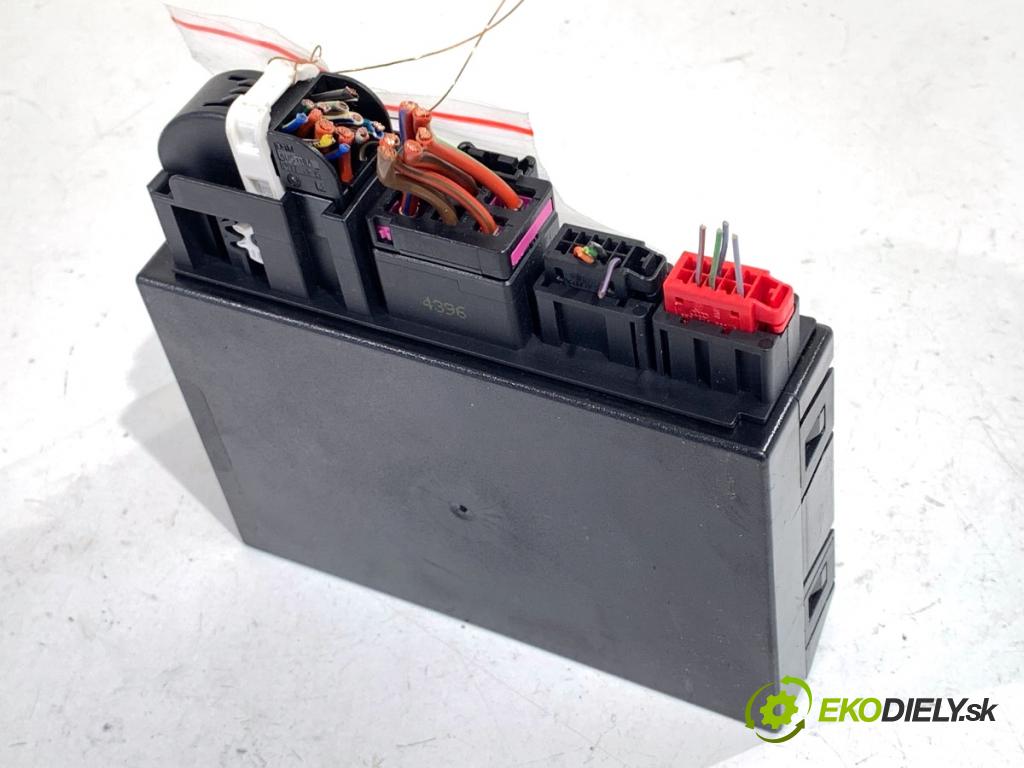 AUDI A5 F5 coupe 2017 140 kW 2.0 TDI 1968 Modul ťažného oka 4M0907383D (Riadiaca jednotka ostatné)