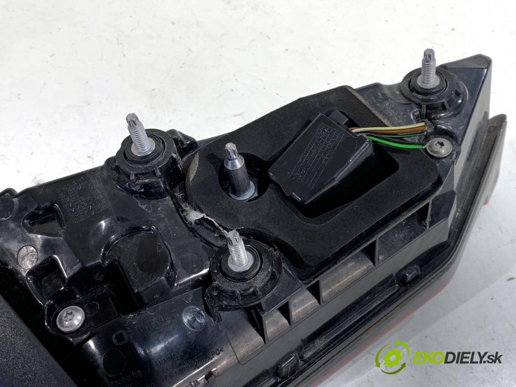 AUDI A5 F5 coupe 2017 140 kW 2.0 TDI 1968 světlo zadní část pravá vnitřní 8W6945094R (Klika dveří ostatní)