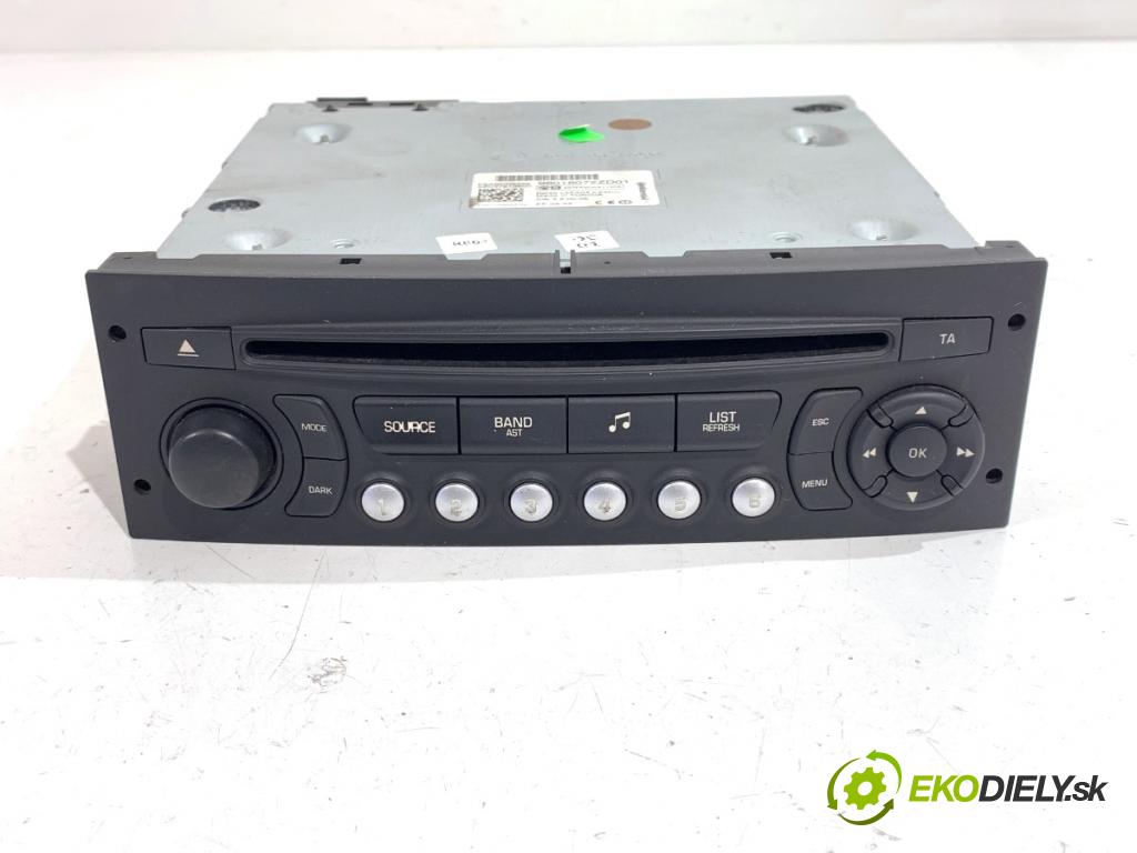 CITROEN C5 III Kombi 2012 120 kW 2.0 HDi 165 1997 RADIO 98016072ZD (Audio zariadenie)