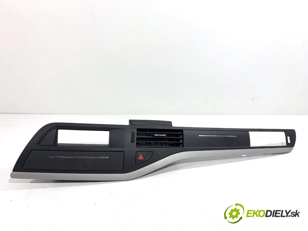 CITROEN C5 III Kombi 2012 120 kW 2.0 HDi 165 1997 lišty kryt 9682359677 (Lišta)