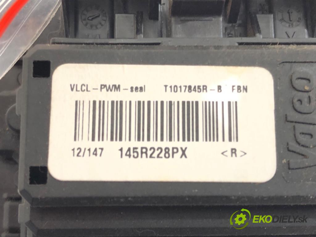 RENAULT SCENIC III nadwozie wielkoprzestrzenne (MPV) 2012 81 kW 1.6 16V (JZ0U, JZ1B) 1598 odpor rezistor topení vzduchu T1017845R (Odpor topení)