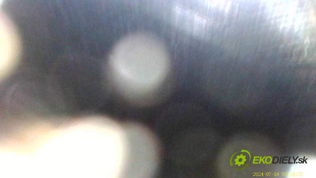 VW GOLF VII Kombi 2016 81 kW 1.6 TDI 1598 Motor CXXB CXX (Motor)