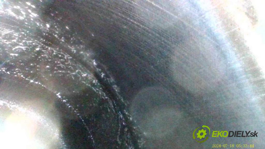 VW GOLF VII Kombi 2016 81 kW 1.6 TDI 1598 Motor CXXB CXX (Motor)