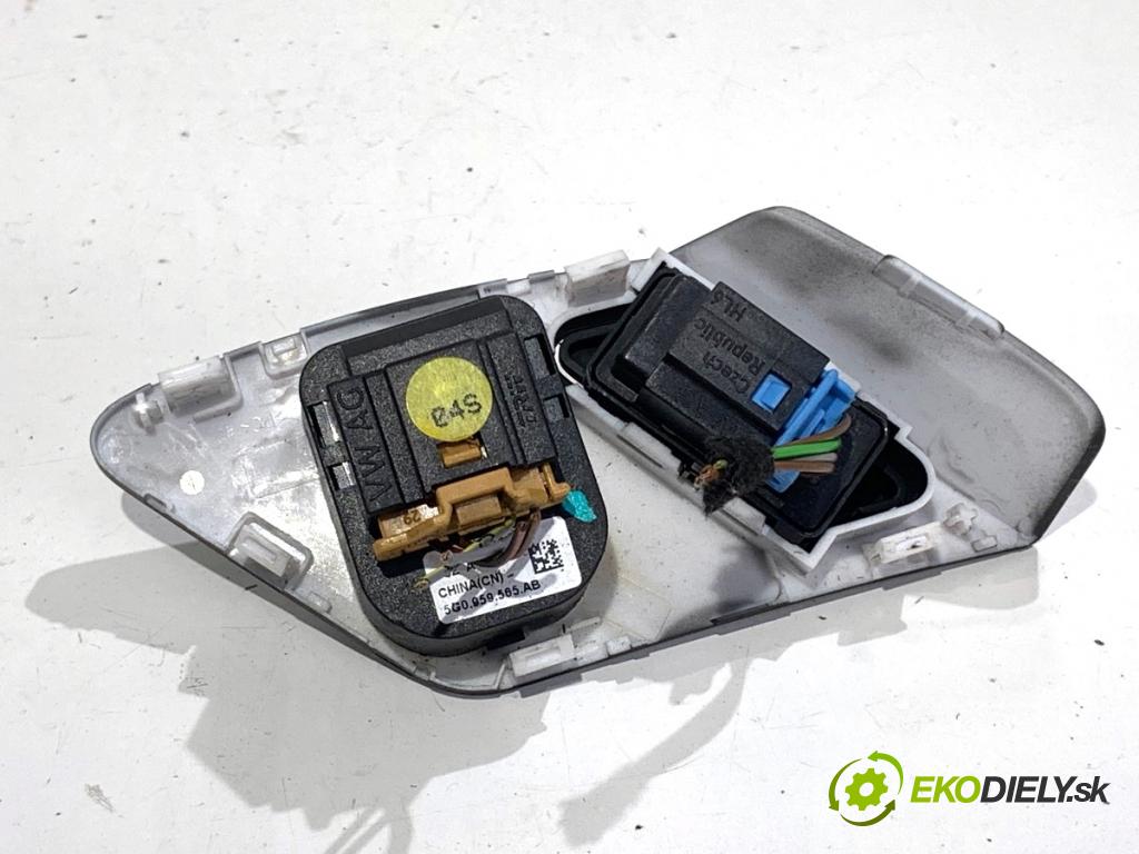 VW GOLF VII Kombi 2016 81 kW 1.6 TDI 1598 Prepínač nastavenia spätných zrkadiel 5G0959565AB (Prepínacie páčky pod volantom)