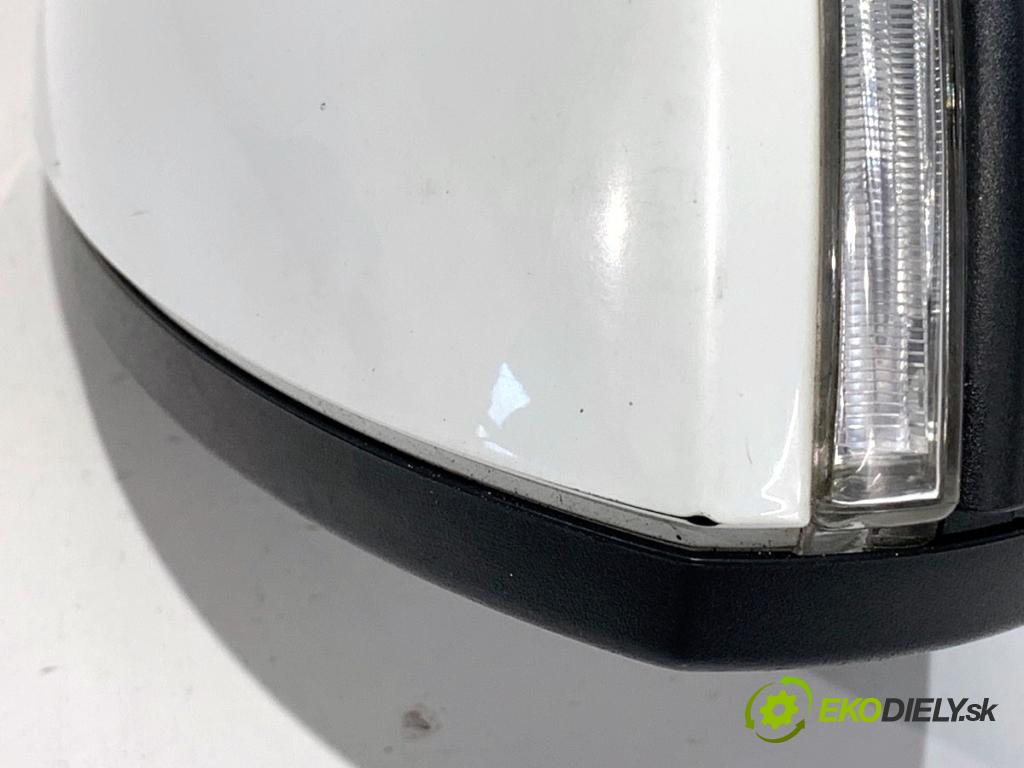 VW GOLF VII Kombi 2016 81 kW 1.6 TDI 1598 Spätné zrkadlo pravy LC9A