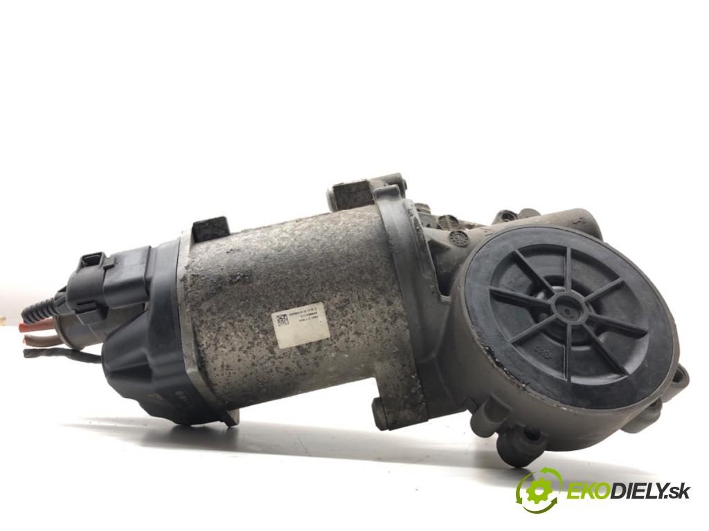 VW GOLF VII Kombi 2016 81 kW 1.6 TDI 1598 Motor servočerpadlo 5Q0909144S