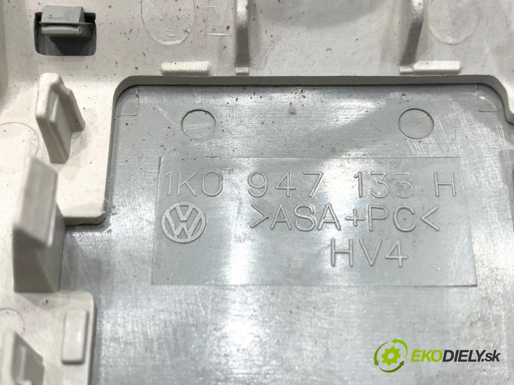 VW GOLF V liftback 2007 77 kW 1.9 TDI 1896 Svetlo stropné 1K0947133H
