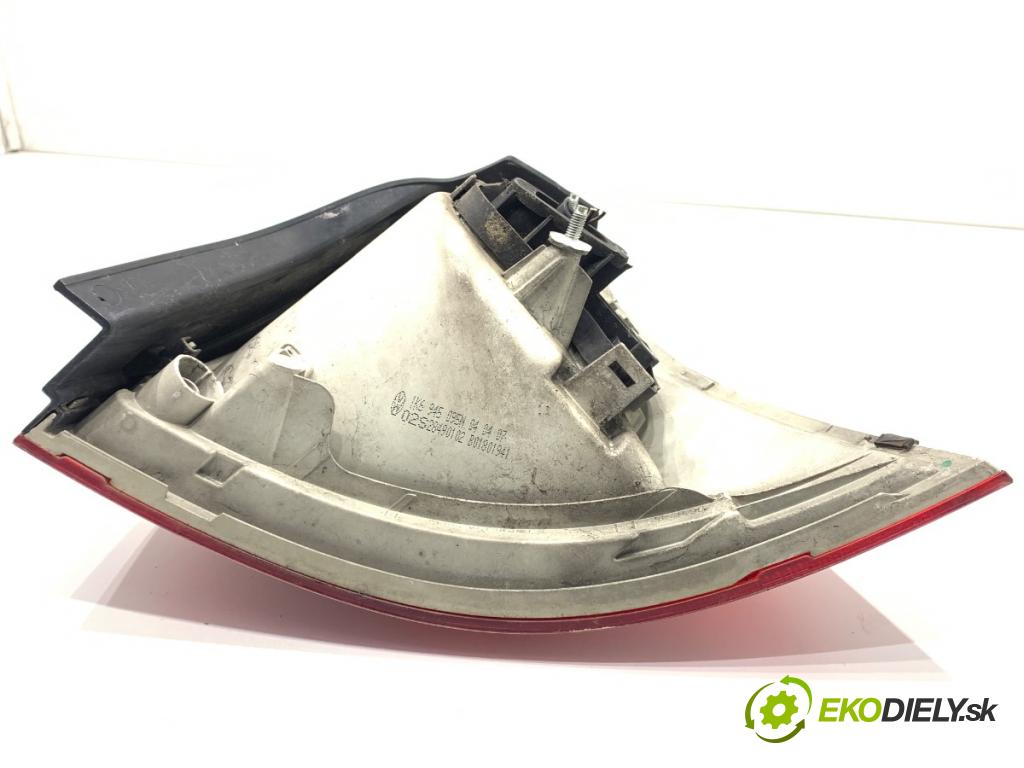 VW GOLF V liftback 2007 77 kW 1.9 TDI 1896 Svetlo ľavy zad 1K6945095N