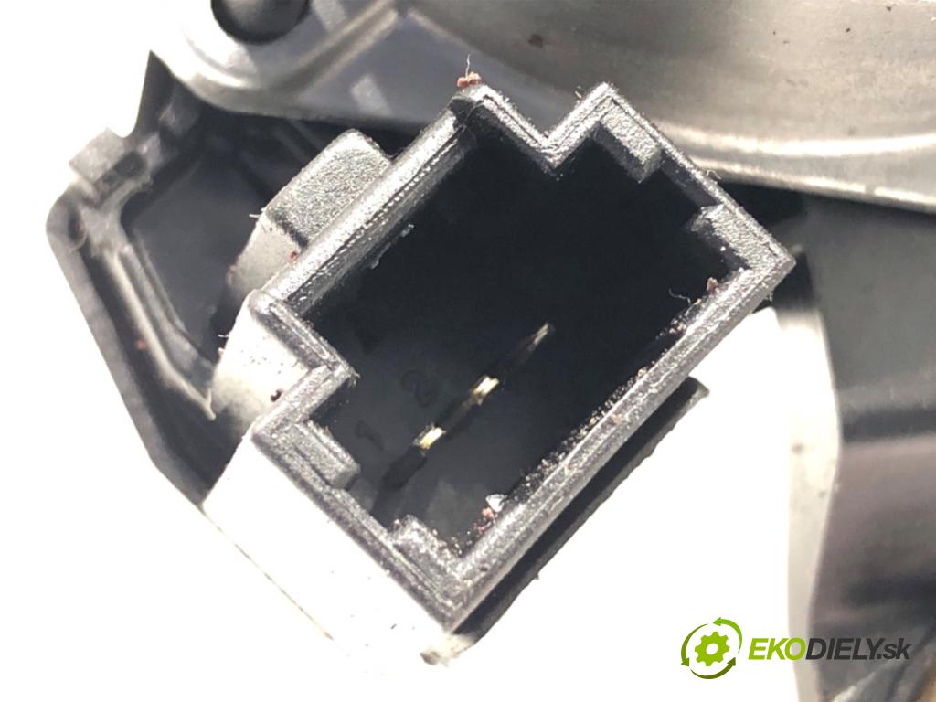RENAULT CAPTUR I liftback 2018 87 kW 1.2 TCe 120 1197 Motor stieračov zad 287105483R