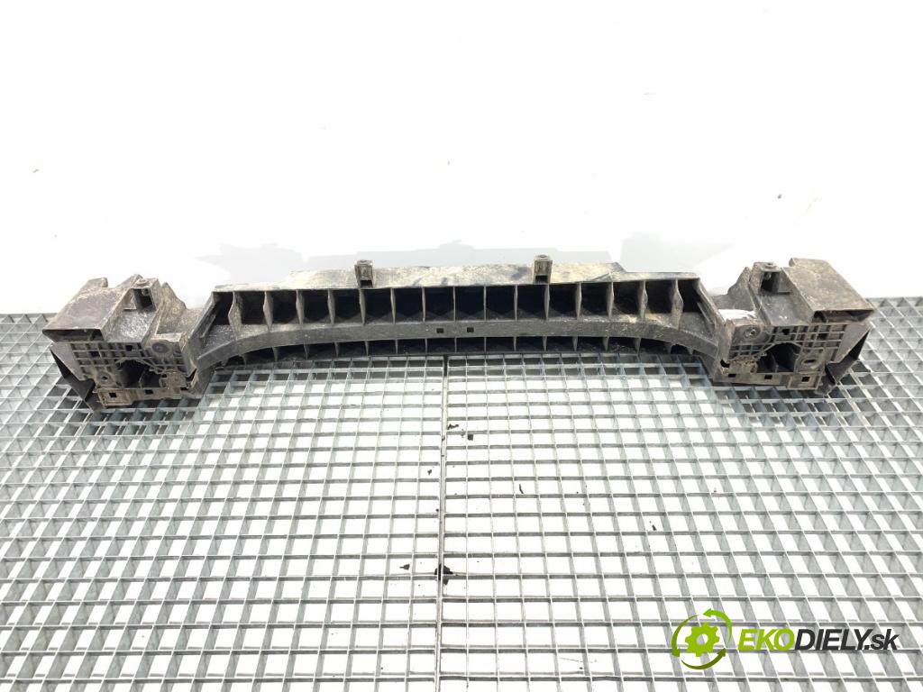 RENAULT CAPTUR I liftback 2018 87 kW 1.2 TCe 120 1197 výztuha nárazníka zadní část  (Zadní výztuha)