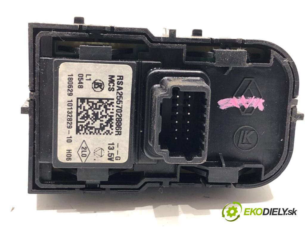 RENAULT CAPTUR I liftback 2018 87 kW 1.2 TCe 120 1197 Prepínač nastavenia spätných zrkadiel 255702886R (Prepínacie páčky pod volantom)