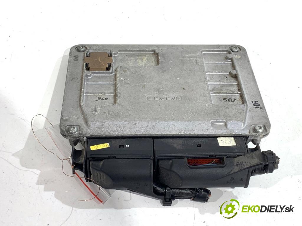 VW POLO IV 9N liftback 2003 47 kW 1.2 12V 1198 riadiaca jednotka Motor 03E906033L (Riadiaca jednotka)