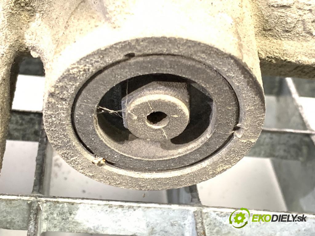 VW POLO IV 9N liftback 2003 47 kW 1.2 12V 1198 řízení  (Řízení)