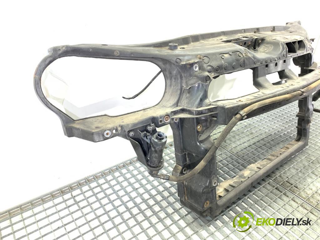 VW POLO IV 9N liftback 2003 47 kW 1.2 12V 1198 držák přední část  (Přední výztuha)