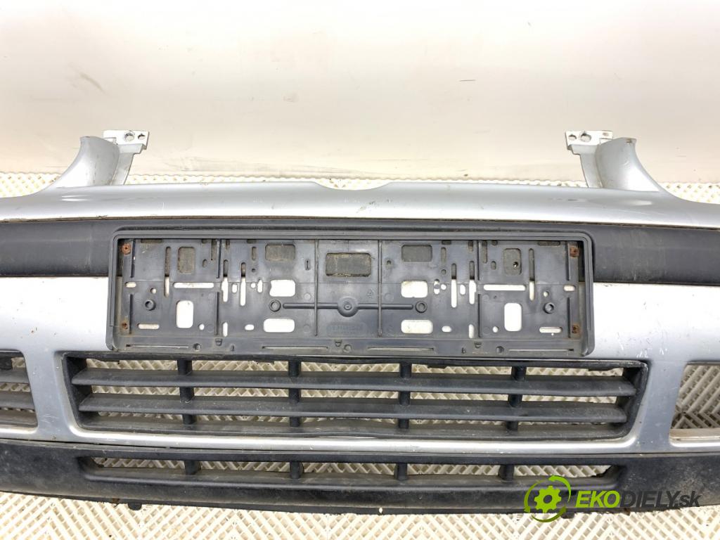 VW GOLF IV Kombi 2004 74 kW 1.9 TDI 1896 Nárazník predný  (Kľučka dverí ostatné)