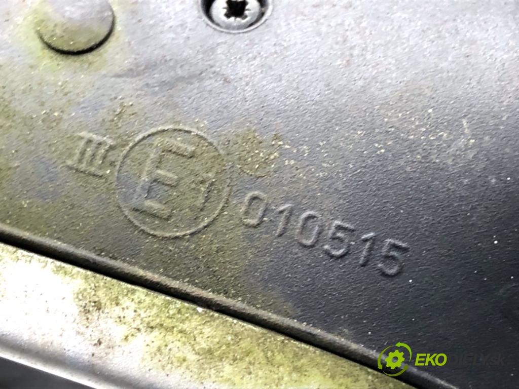 VW GOLF IV Kombi 2004 74 kW 1.9 TDI 1896 Spätné zrkadlo pravy