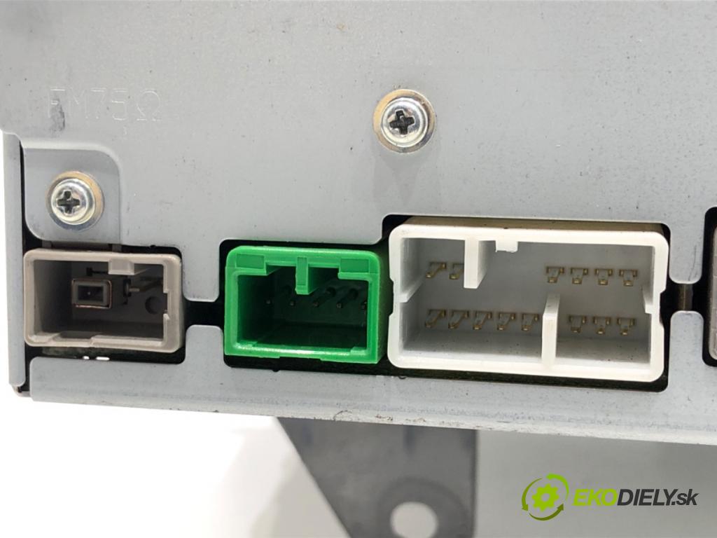 HONDA CR-V III SUV 2011 110 kW 2.2 i-DTEC 4WD (RE6) 2199 RADIO 39100-SWA-G212-M1 (Audio zariadenie)