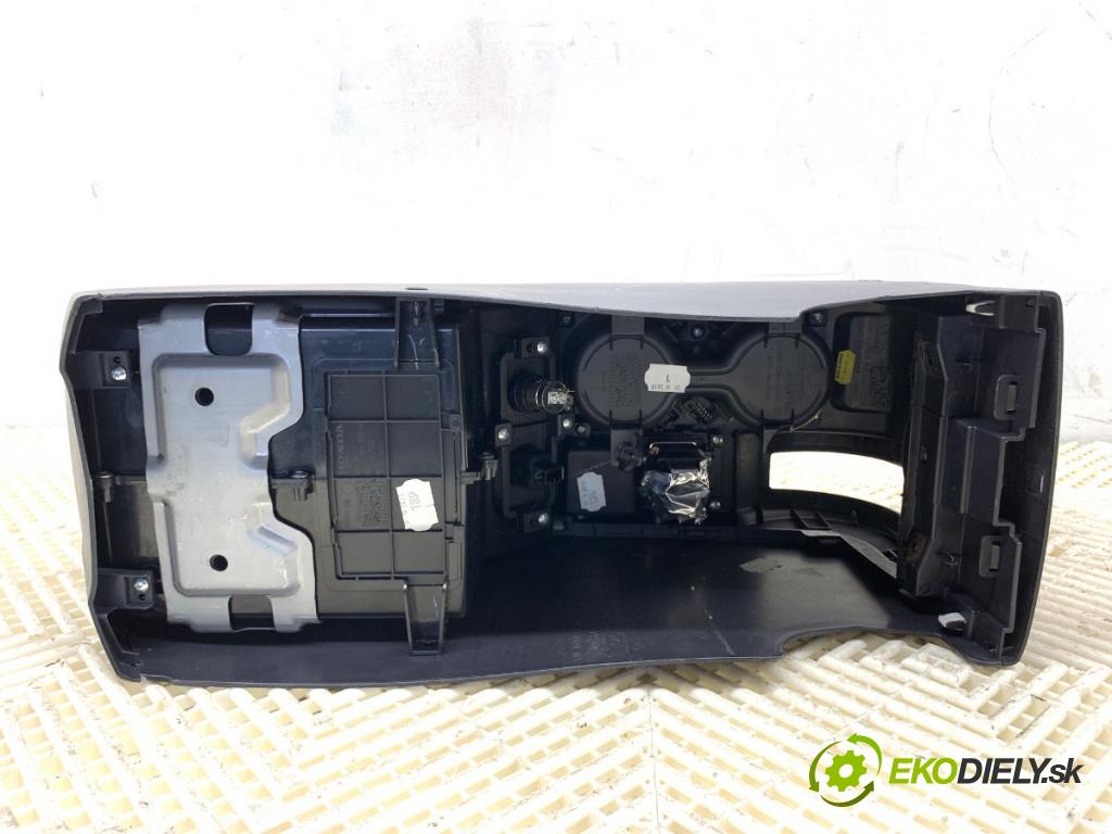 HONDA CR-V III SUV 2011 110 kW 2.2 i-DTEC 4WD (RE6) 2199 Tunel stredový (Stredový tunel)