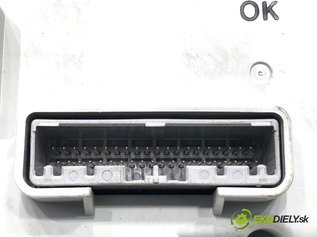 HONDA CR-V III SUV 2011 110 kW 2.2 i-DTEC 4WD (RE6) 2199 Panel ovládaní topení 79600-SWYW-G4 (Páčky pod volantem)