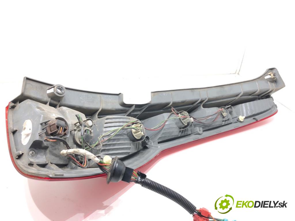 HONDA CR-V III SUV 2011 110 kW 2.2 i-DTEC 4WD (RE6) 2199 Svetlo ľavy zad