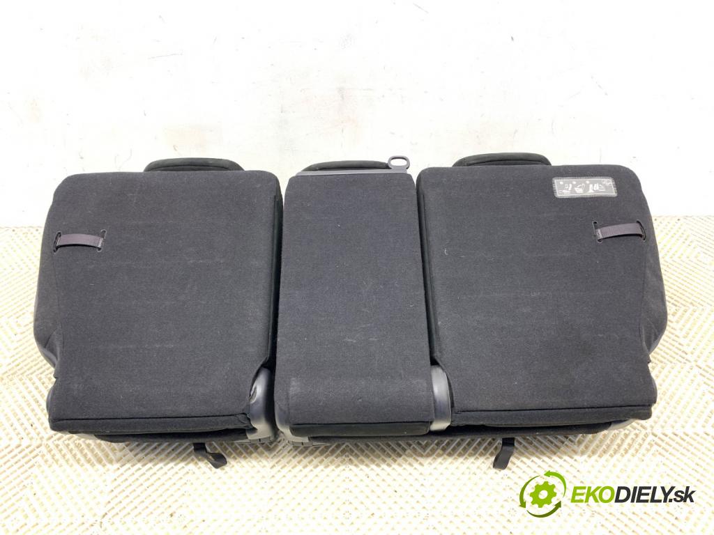 HONDA CR-V III SUV 2011 110 kW 2.2 i-DTEC 4WD (RE6) 2199 Sedadlo druhý rad