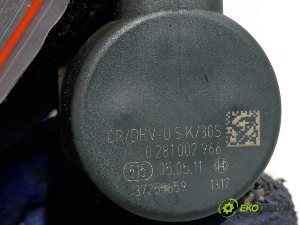 HONDA CR-V III SUV 2011 110 kW 2.2 i-DTEC 4WD (RE6) 2199 Regulátor tlaku paliva 0281002966 (Palivový systém ostatní)