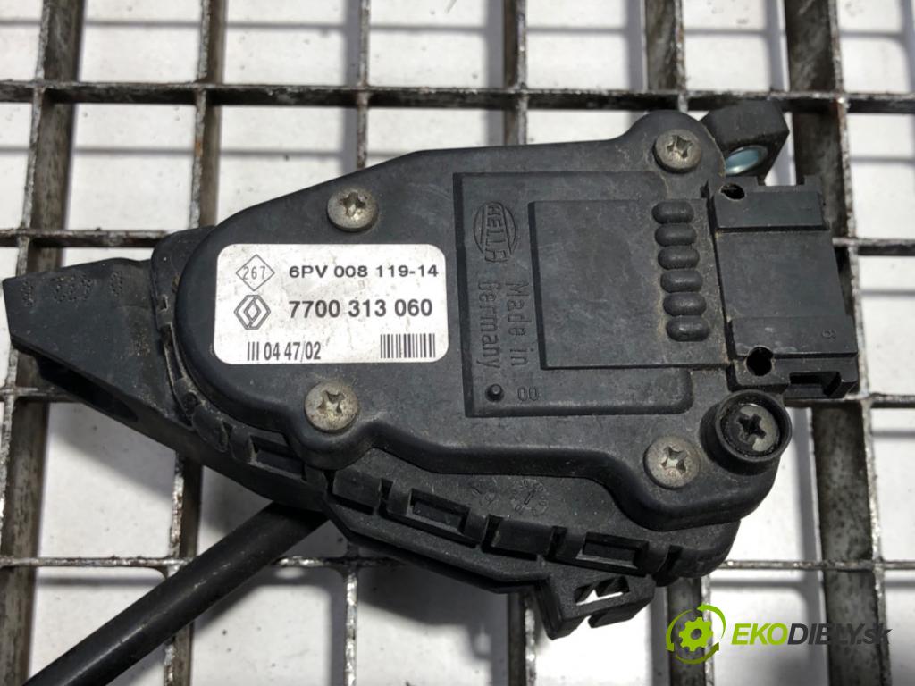 OPEL VIVARO A Autobus 2002 74 kW 1.9 DTI (F7, J7, A07) 1870 Potenciometer plynu 7700313060 (Potenciometer plynového pedálu)